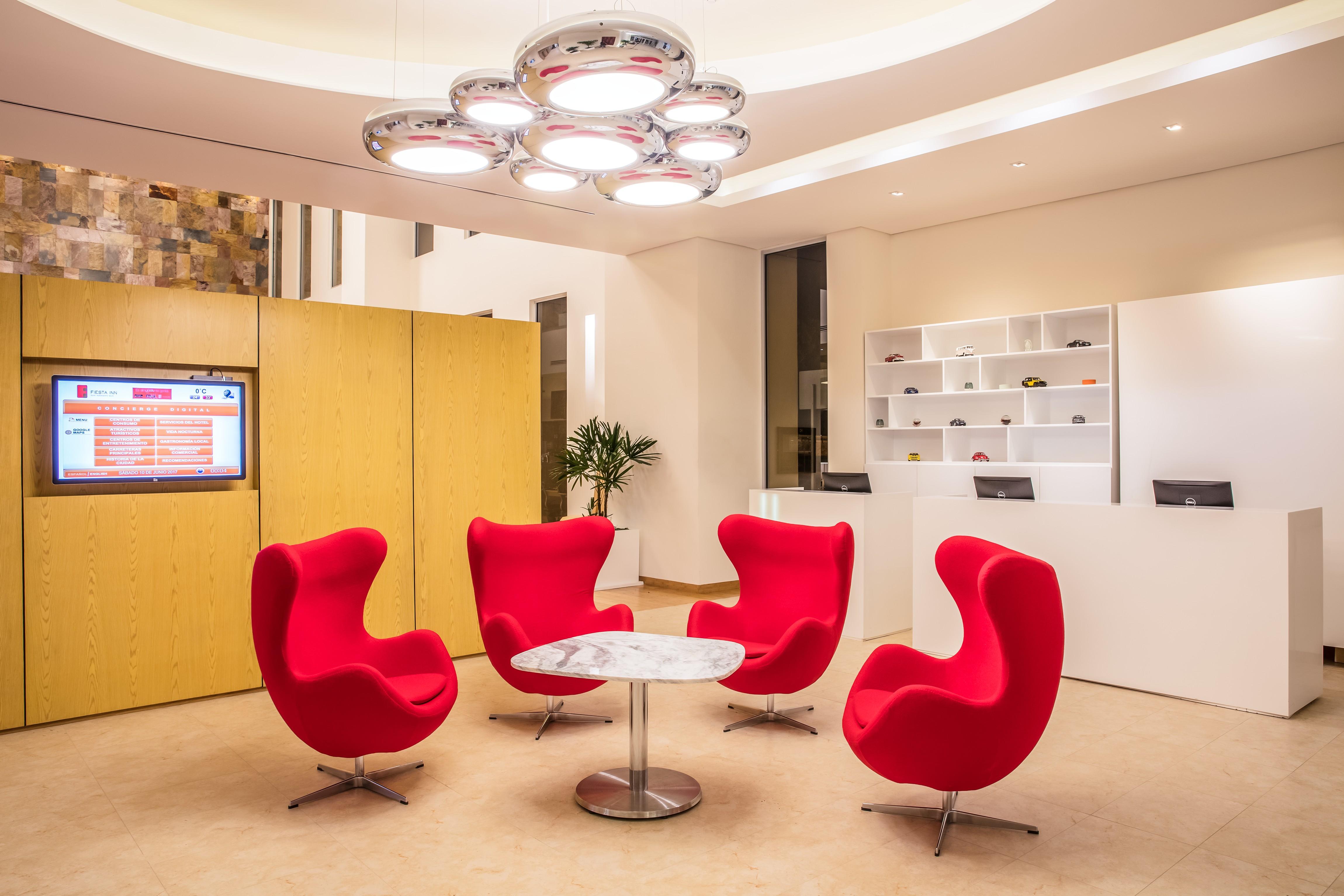 Fiesta Inn Silao Puerto Interior Exteriér fotografie